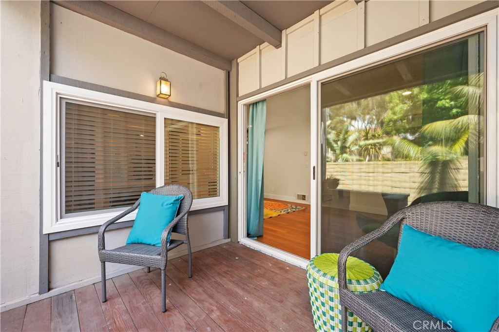 17082 Pacific Coast Highway 102