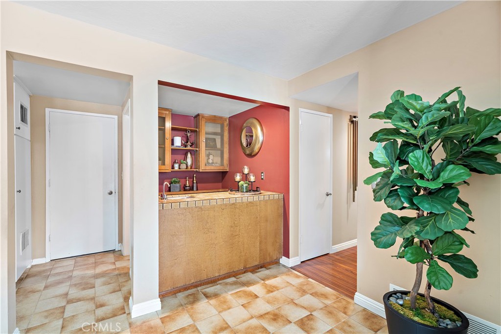 15731 Grey Oaks Street