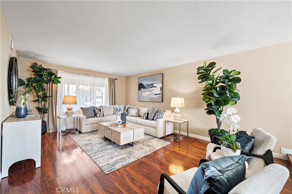 15731 Grey Oaks Street