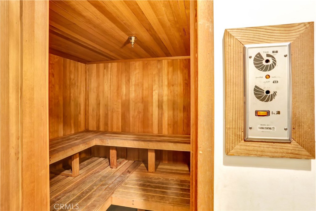 72 Camino De Flores 10