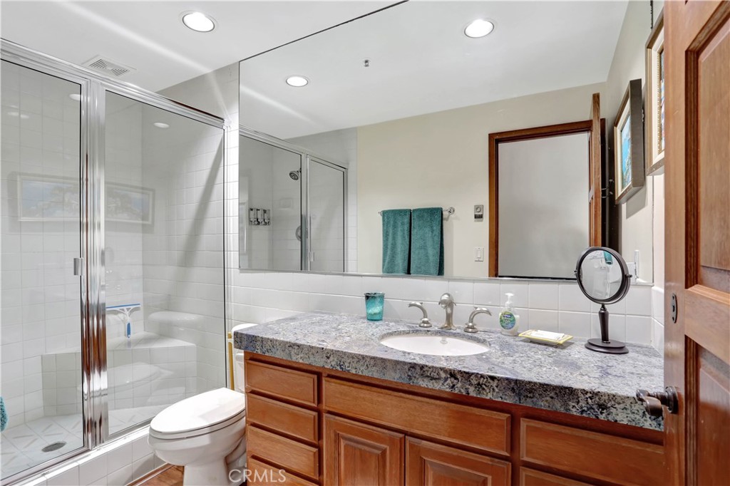 72 Camino De Flores 10