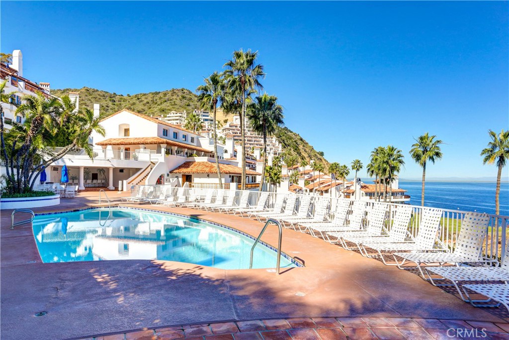 72 Camino De Flores 10