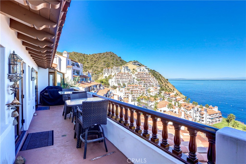 72 Camino De Flores 10