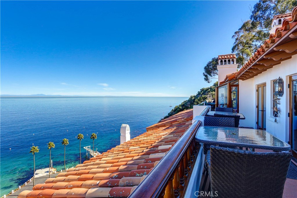 72 Camino De Flores 10