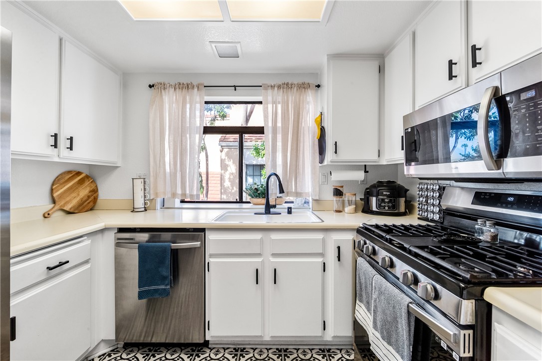 3573 W Greentree Cir C