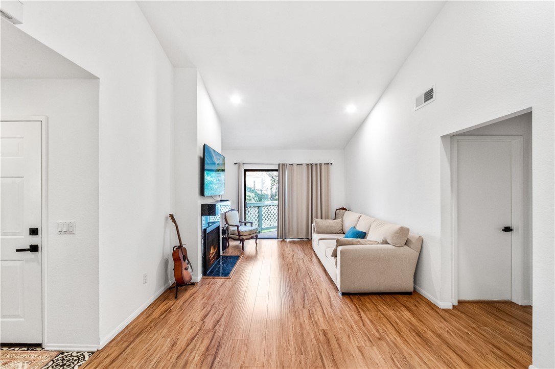 3573 W Greentree Cir C