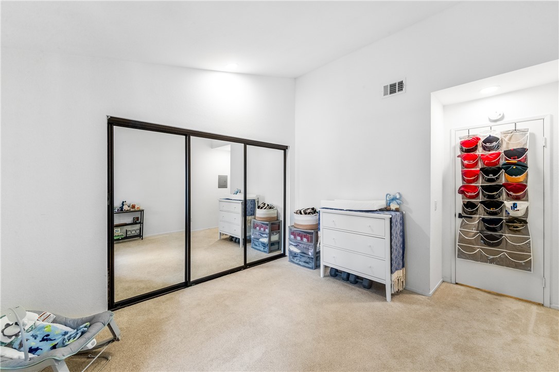 3573 W Greentree Cir C