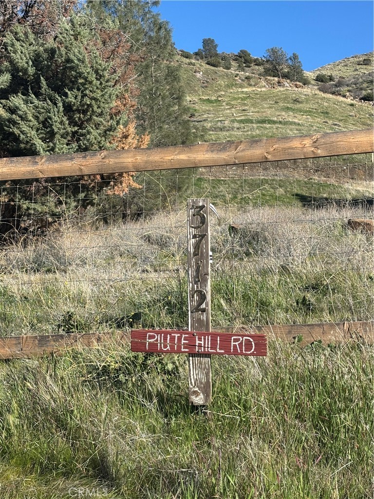 3712 Piute Hill
