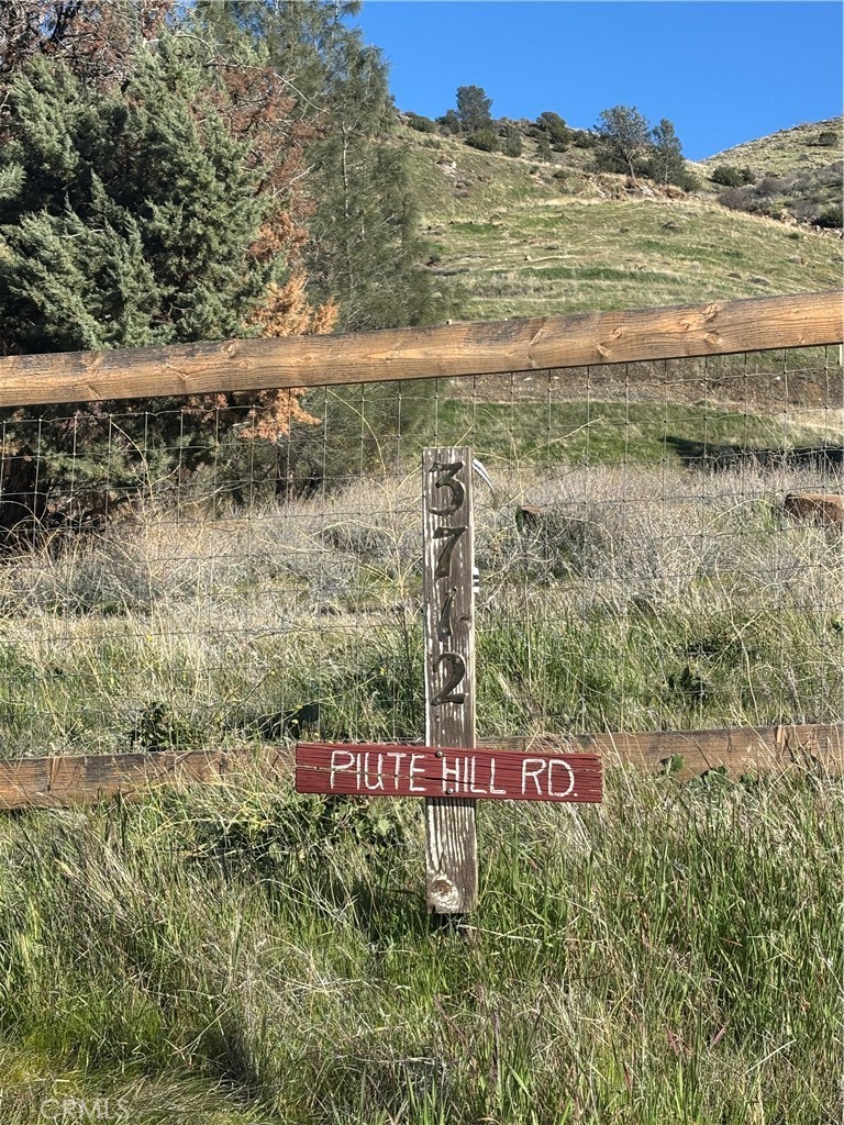 3712 Piute Hill