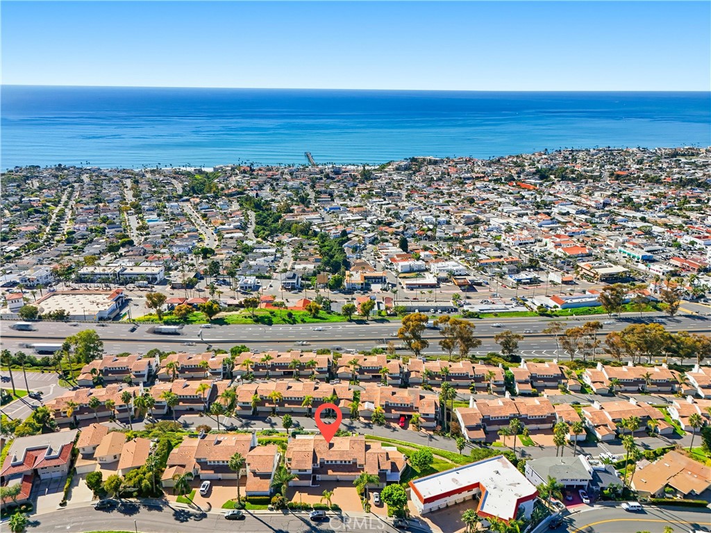 102 #C Calle Patricia