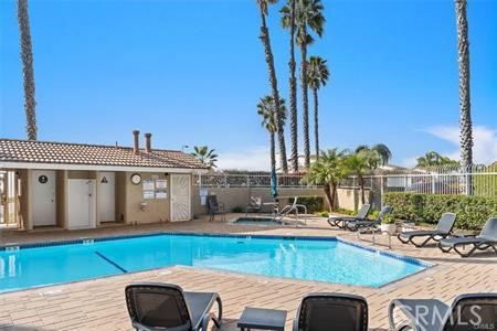 102 #C Calle Patricia