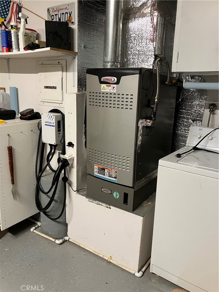 102 #C Calle Patricia