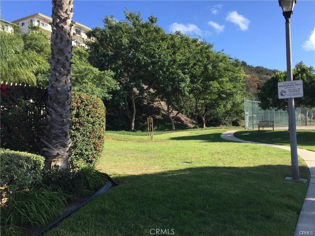 102 #C Calle Patricia