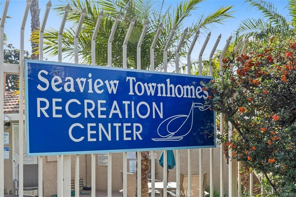 102 #C Calle Patricia