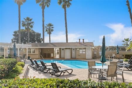 102 #C Calle Patricia