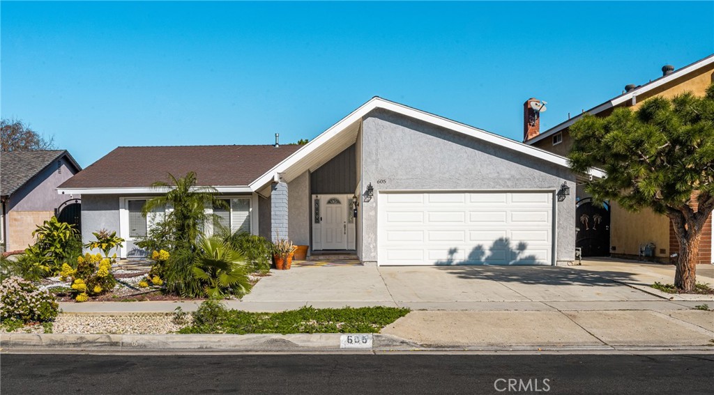 605 W Curie