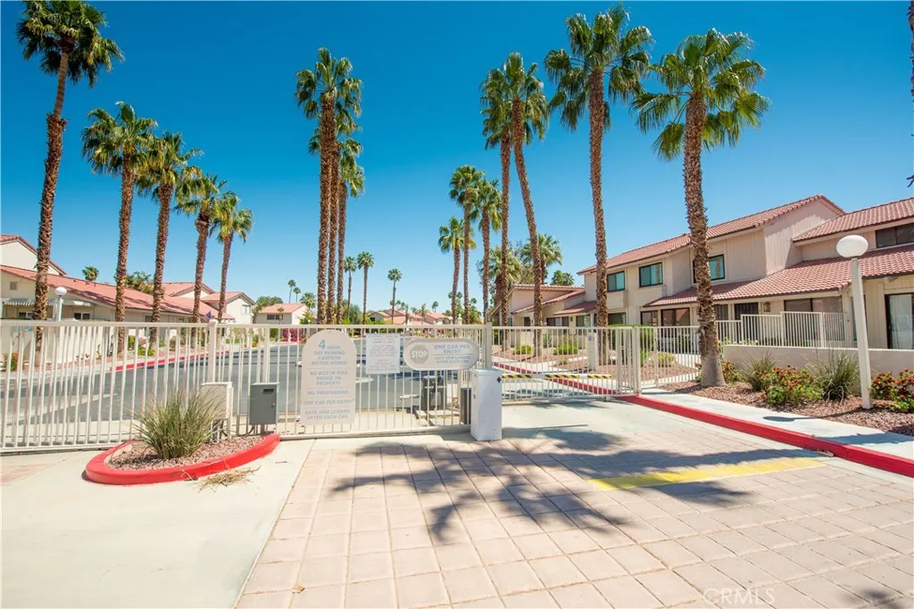 6087 Montecito Circle Unit 4