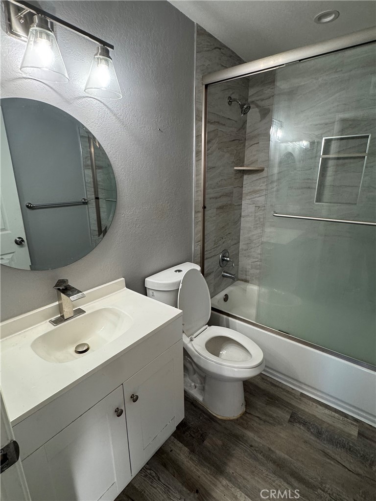 32024 Del Cielo Oeste