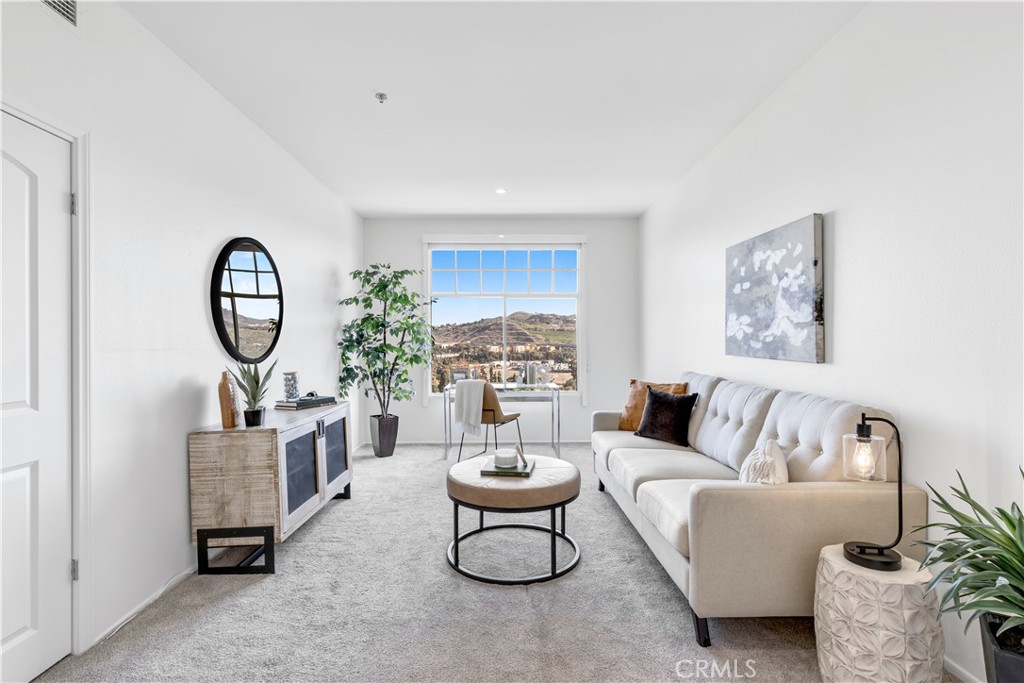 25442 Sea Bluffs 204