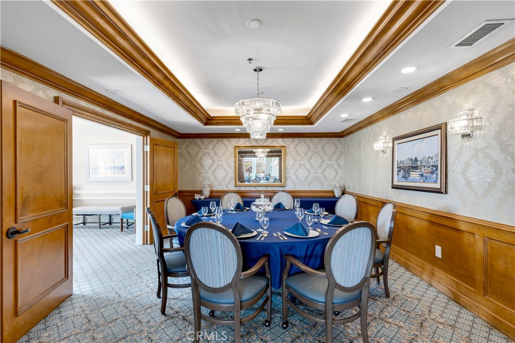 25442 Sea Bluffs 204