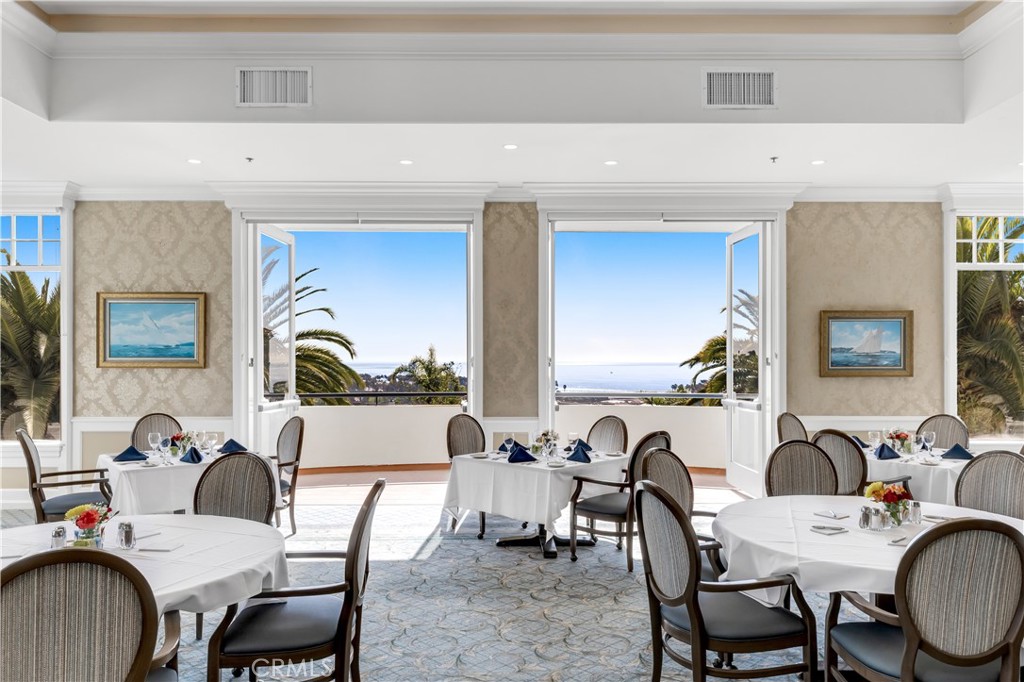 25442 Sea Bluffs 204