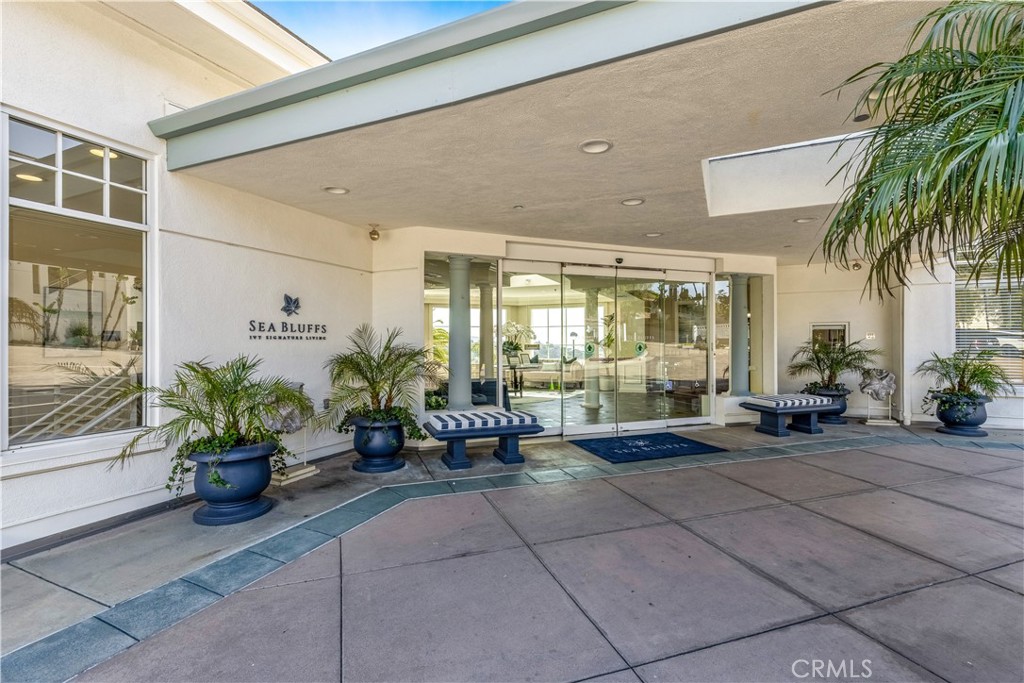 25442 Sea Bluffs 204