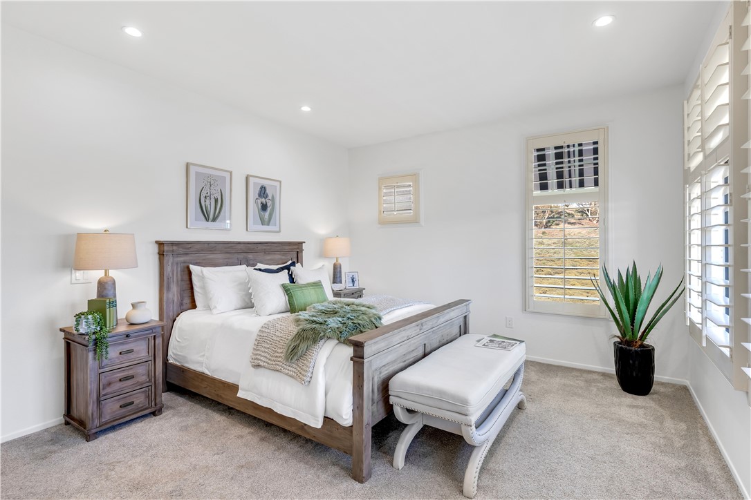 25442 Sea Bluffs 204