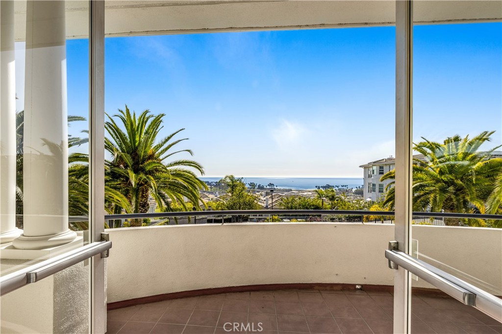 25442 Sea Bluffs 204