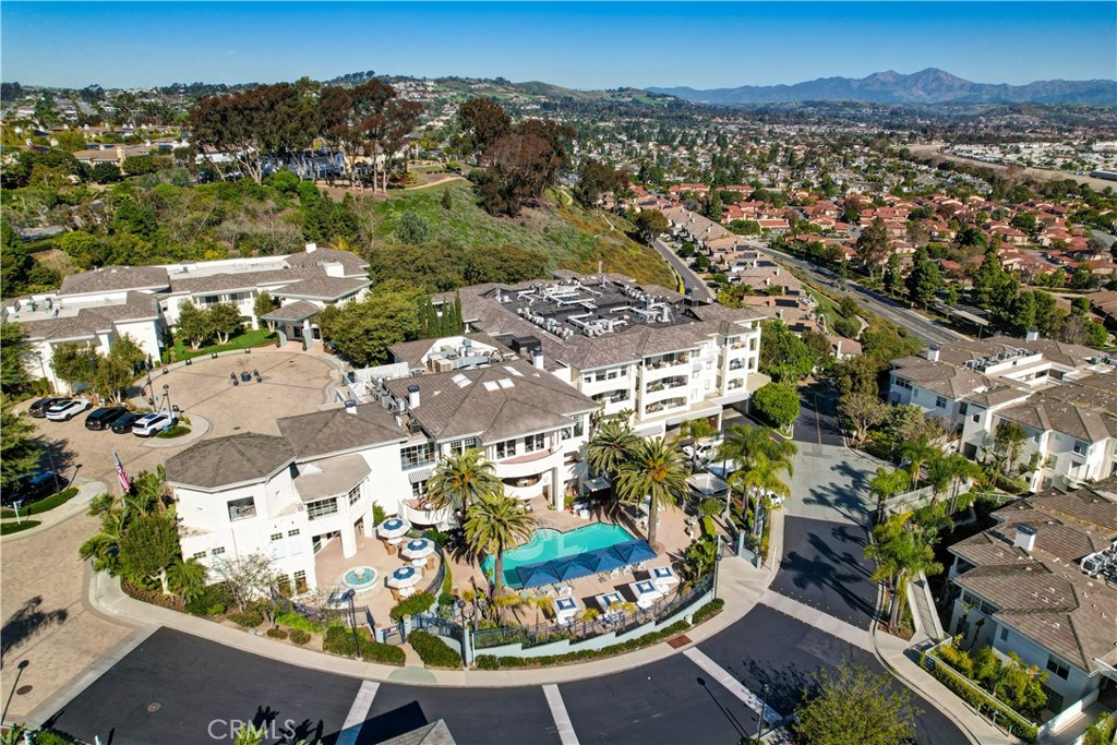 25442 Sea Bluffs 204