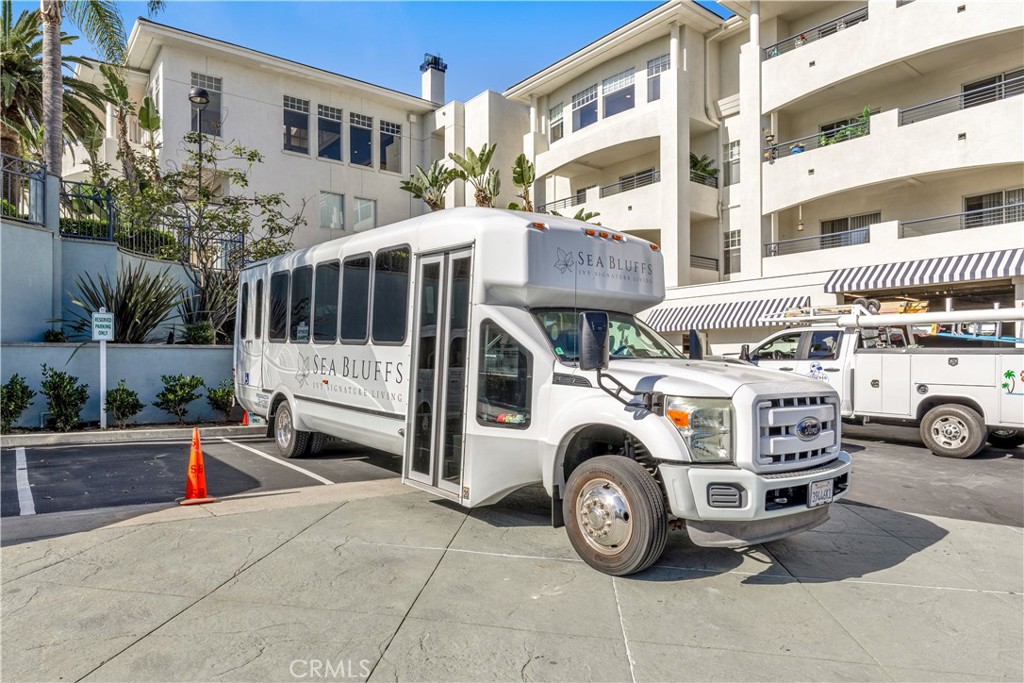 25442 Sea Bluffs 204