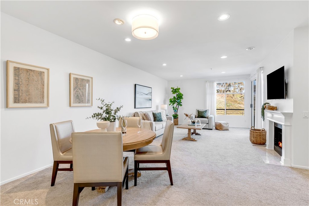 25442 Sea Bluffs 204