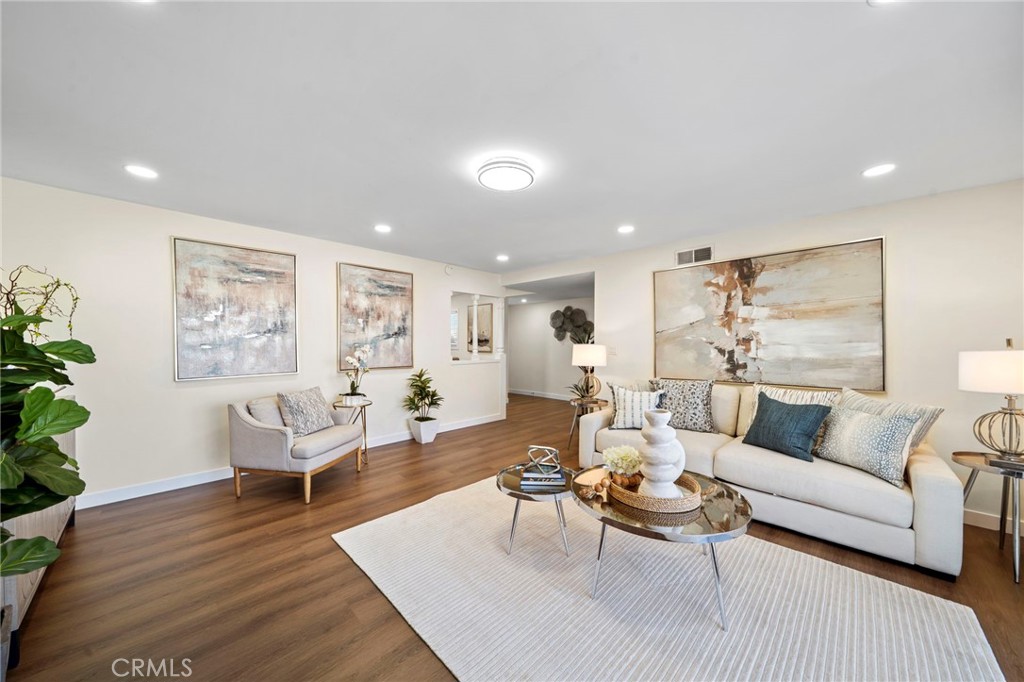 9561 Cardinal Avenue