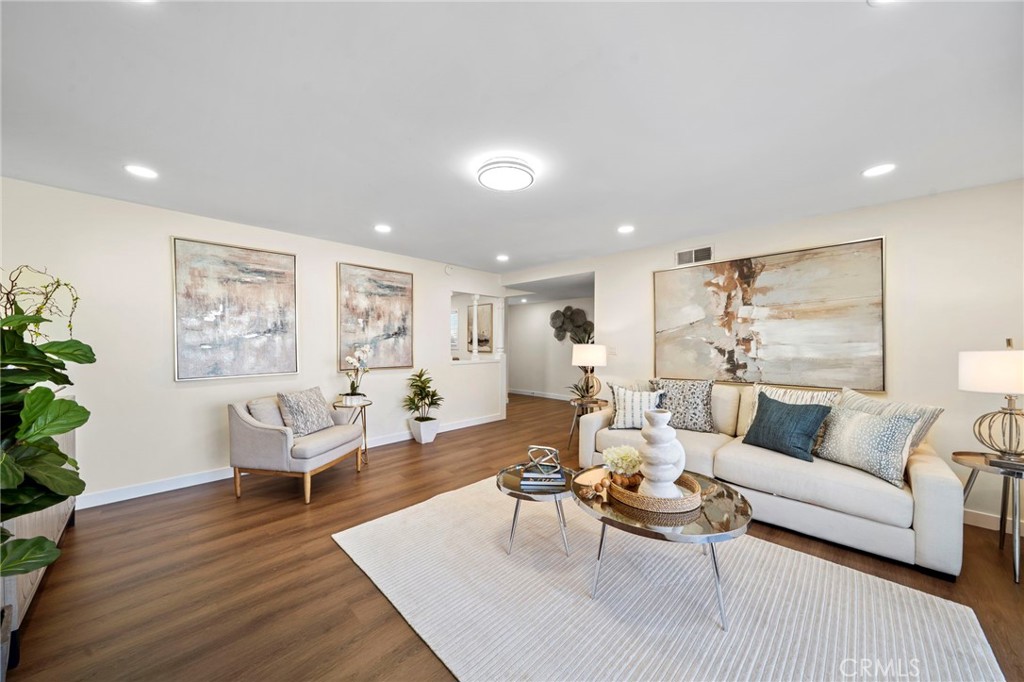 9561 Cardinal Avenue