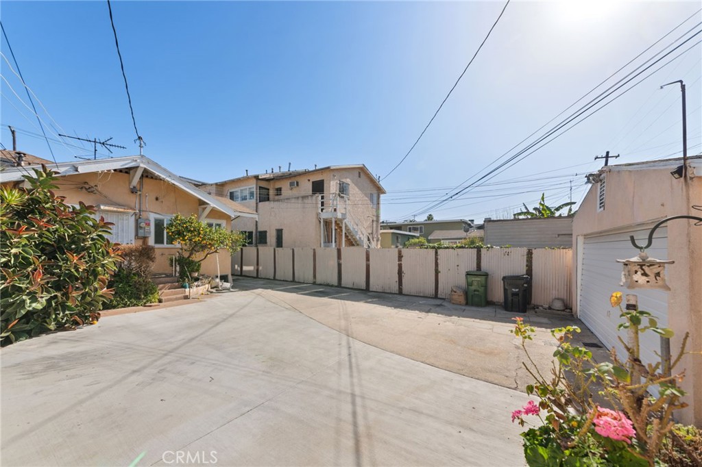 3959 Denker Avenue