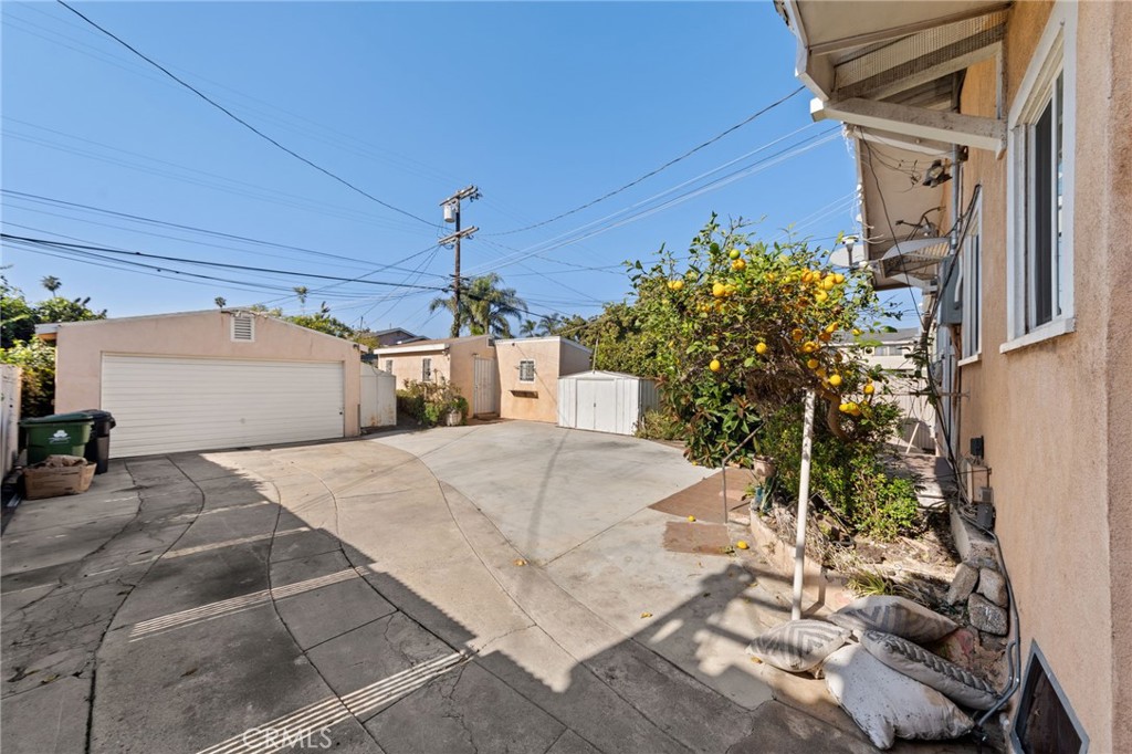 3959 Denker Avenue