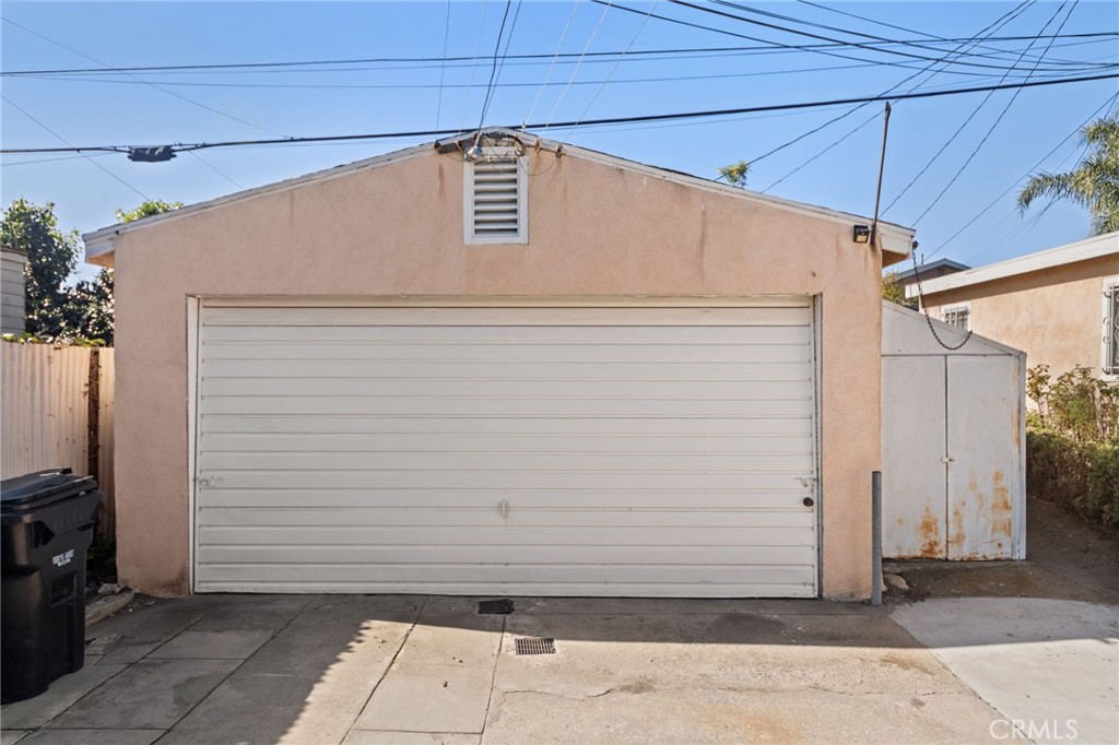 3959 Denker Avenue
