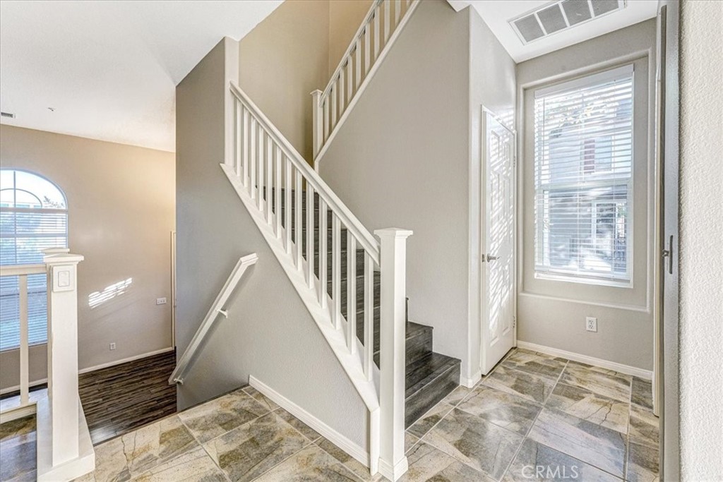 18 Kenilworth Lane 150