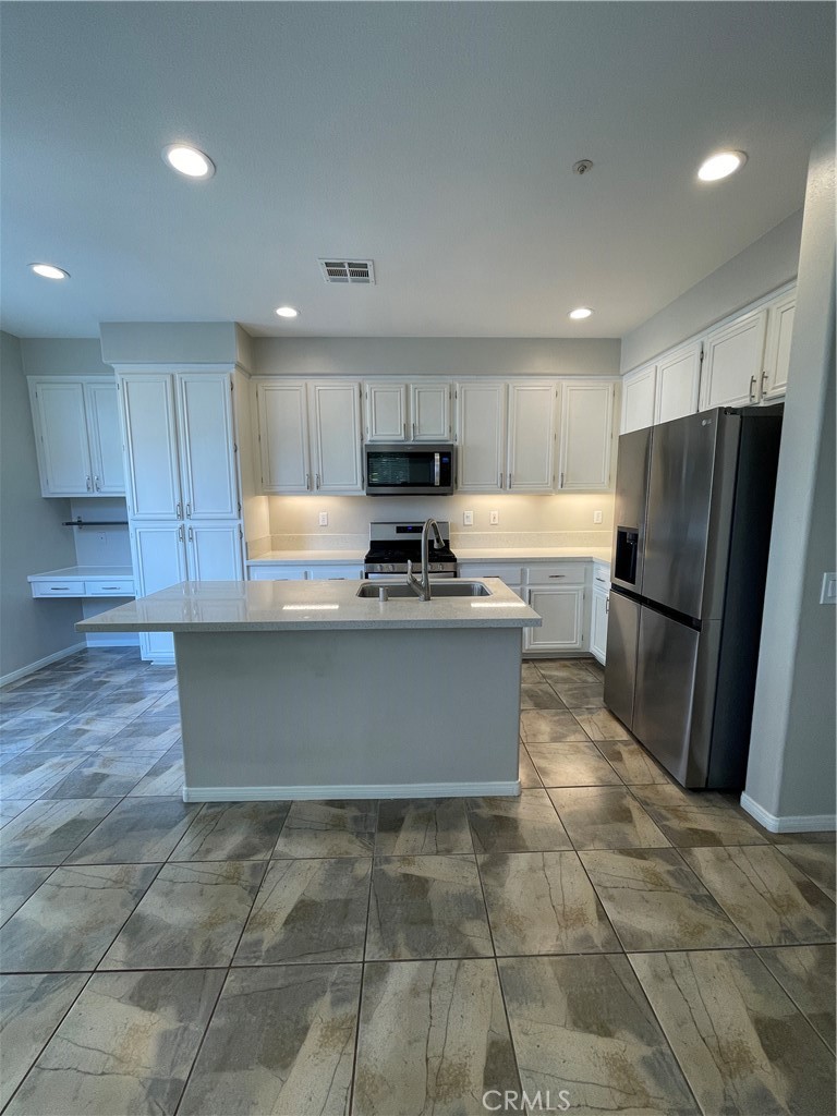 18 Kenilworth Lane 150