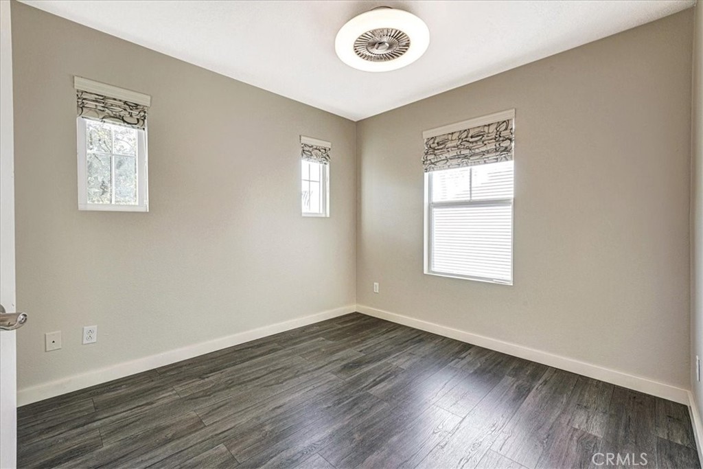 18 Kenilworth Lane 150