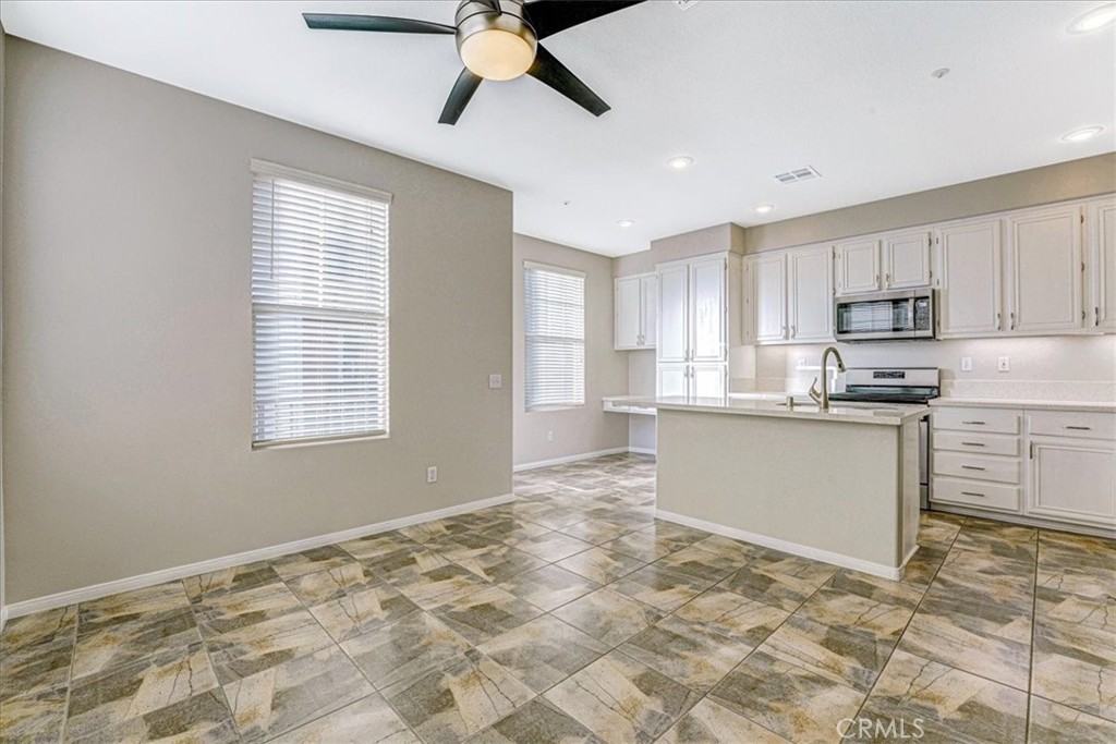 18 Kenilworth Lane 150