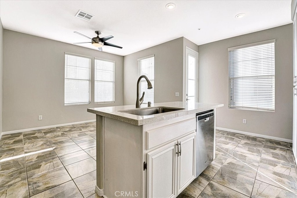 18 Kenilworth Lane 150