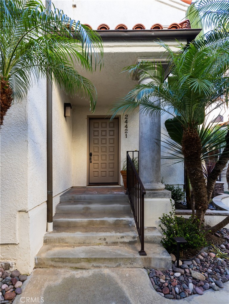 24421 Santa Clara Avenue