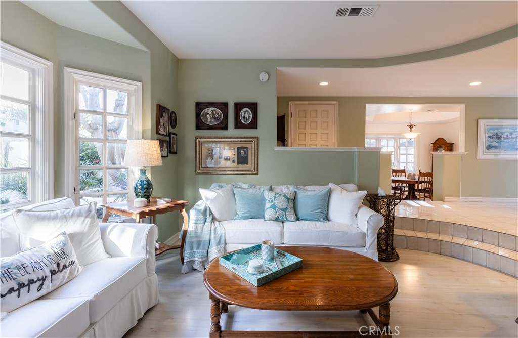 24421 Santa Clara Avenue