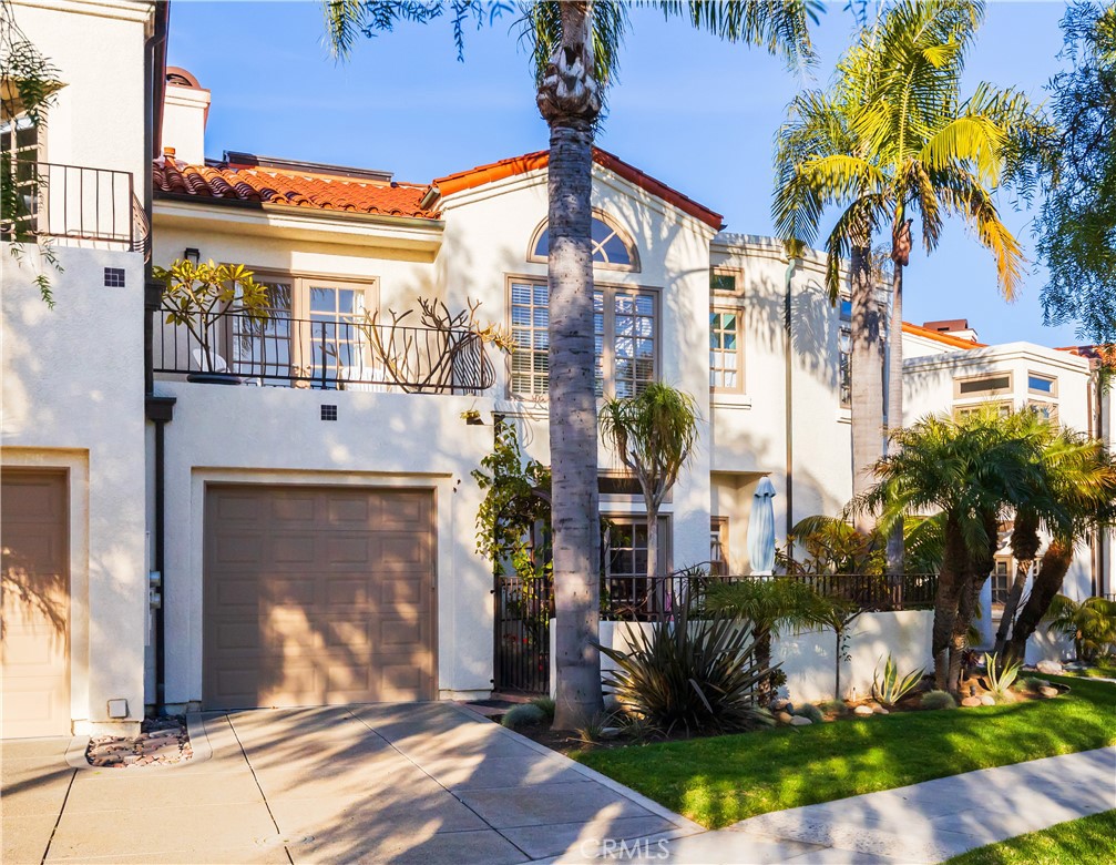 24421 Santa Clara Avenue