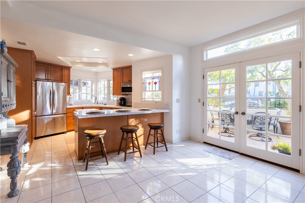 24421 Santa Clara Avenue