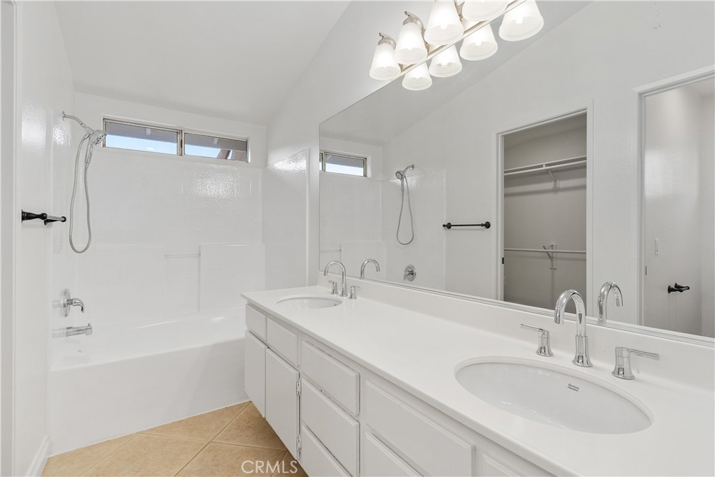 809 Rock Ridge Court