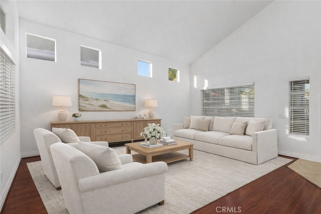 809 Rock Ridge Court