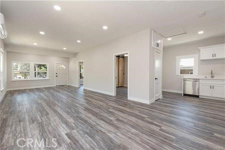 1017 S Washburn
