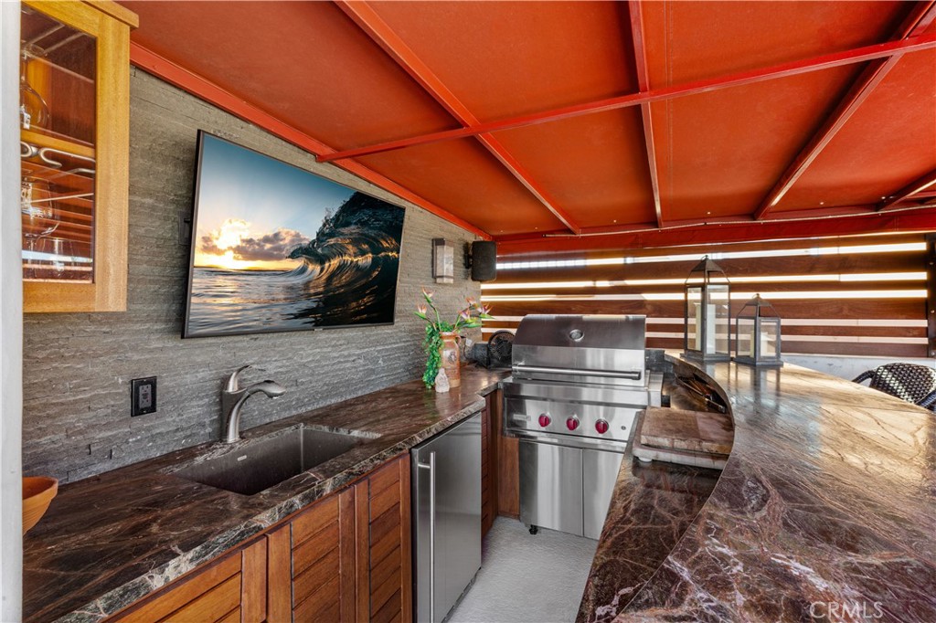 158 Santa Ana Avenue