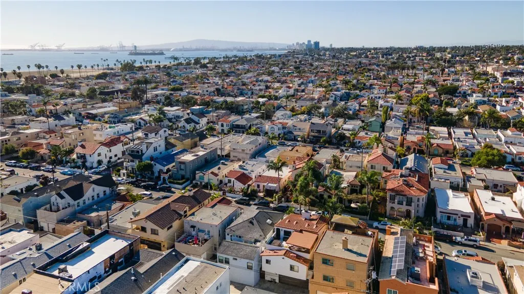 158 Santa Ana Avenue